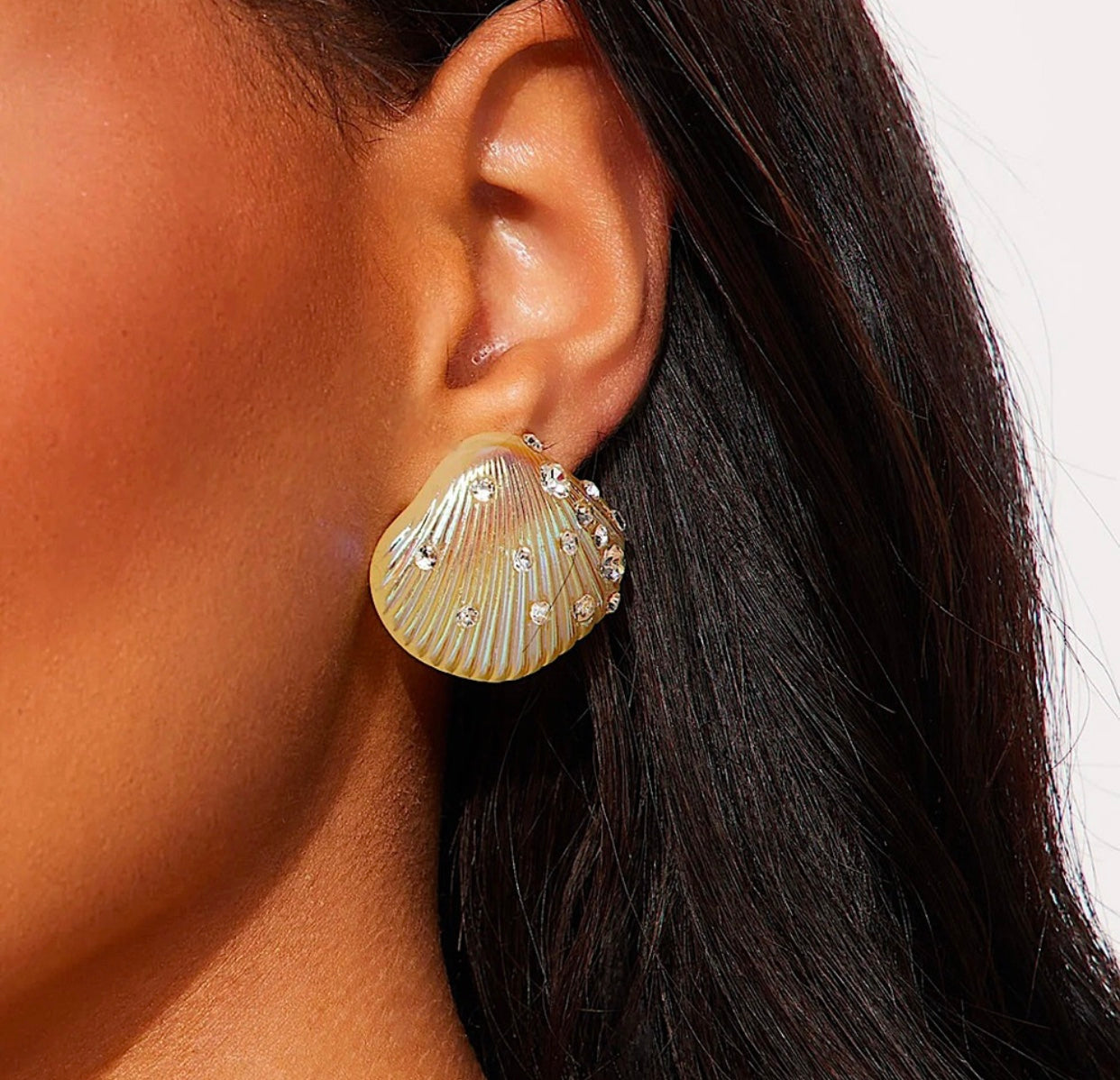 Elegant Gold Tropical Shell Earrings