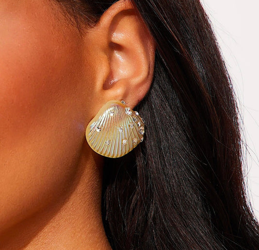 Elegant Gold Tropical Shell Earrings