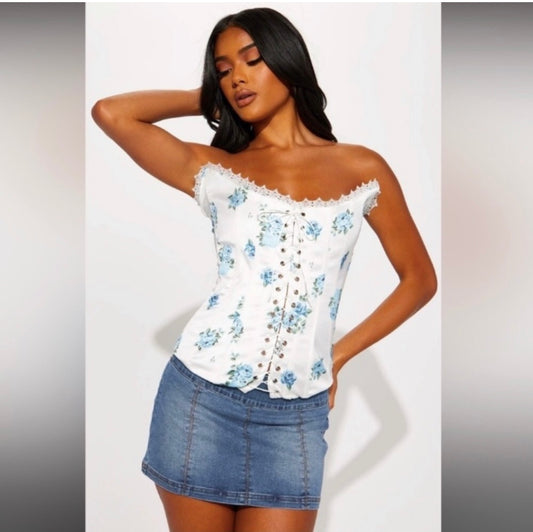 Sexy White Lace Corset SizeXL